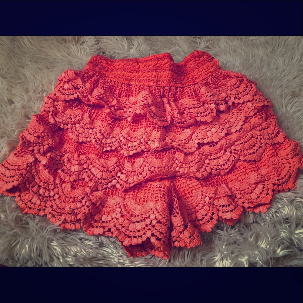 Ruffle shorts